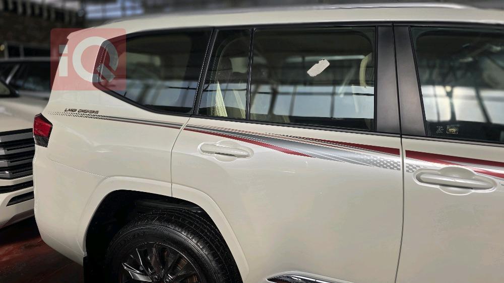 تويوتا لاندكروزر